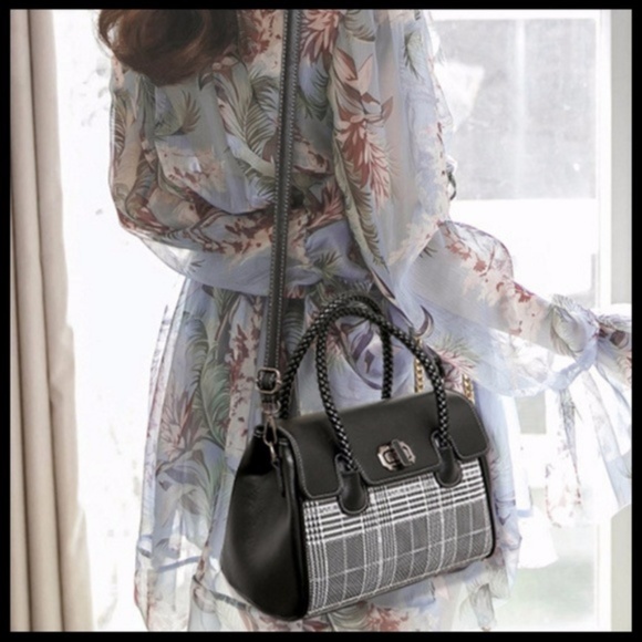 NEW TRACY Tote Crossbody - Picture 5 of 5